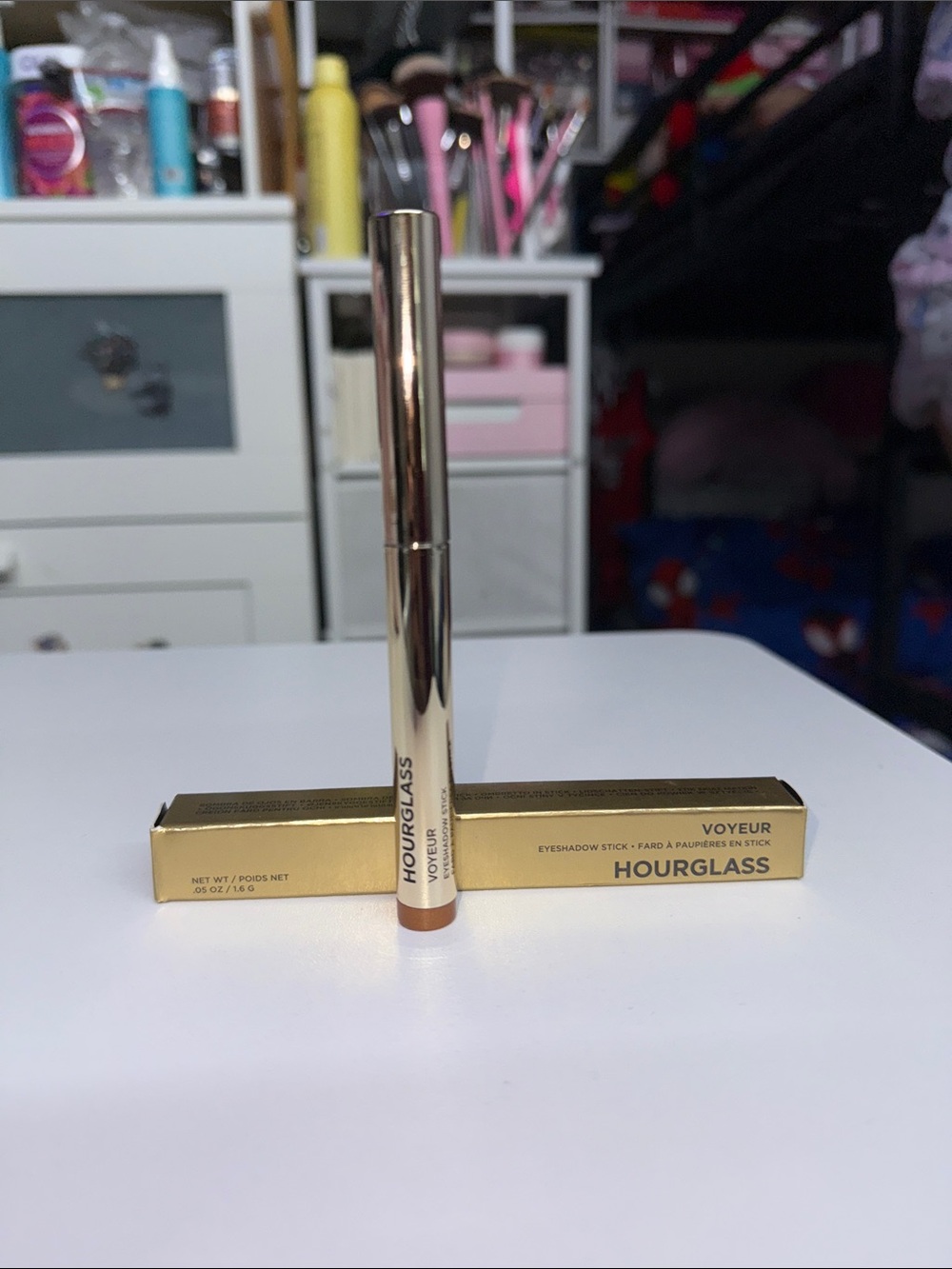 Sold out Hourglass Voyager/Voyeur Eyeshadow Stick — Warm Brown Satin